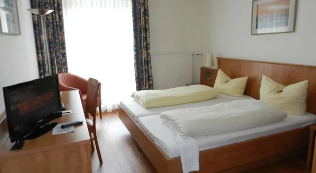 Hotel Wiesengrund, Reserva ahora Hotel Hoteles en Stuttgart con aparcamiento, Aparcamiento