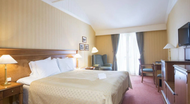 Losby Gods, Prenota Hotel Lorenskog Akershus
