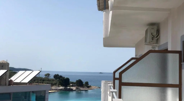 Апартаменты с балконом Dine Hotel