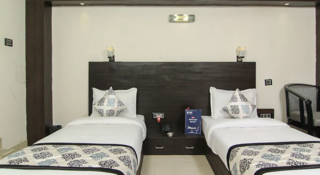 Serenity Stay 2 by OYO Rooms