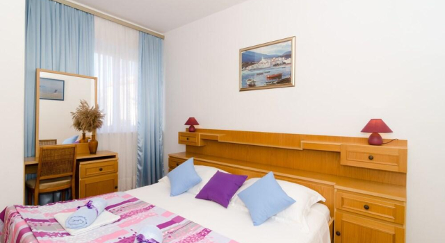 Apartman Red Orange