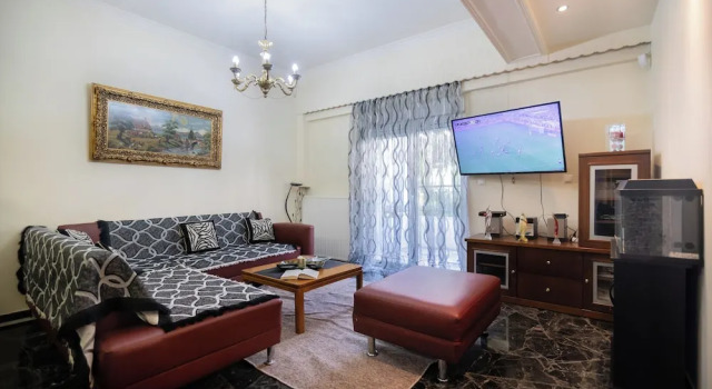 Maria's Cozy Getaway in Glyfada, Забронировать Апартаменты/квартира Глифада Афины