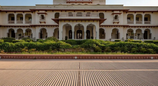 Nazarbagh Palace - Pura Stays