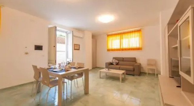 Procida Apartment, Boek Appartement Hotels in Lazio met parkeren, Parkeren