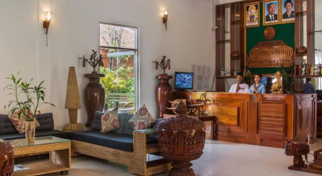 Golden Chenla Hotel and Restaurant, Prenota Hotel Stueng Saen 