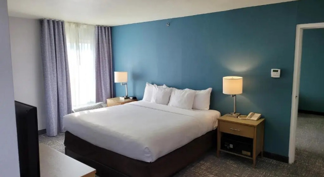 Люкс Comfort Inn & Suites Alexandria West