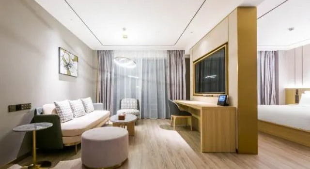 Люкс Orange Hotel (Weihai Wendeng Downtown Square Branch)