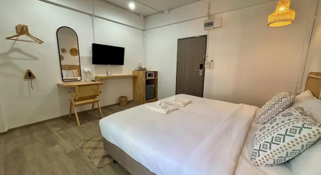 Charm Hostel at Jomtien, Забронировать Хостел Хостелы Джомтьен-Бич, Хостел