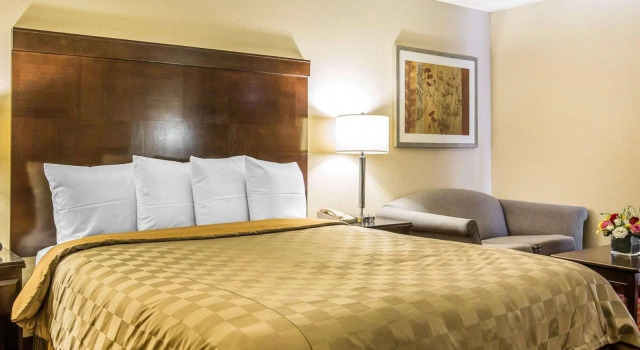 Двухместный номер Standard California Inn and Suites Bakersfield