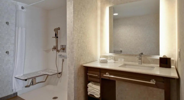 Люкс с 2 комнатами Homewood Suites by Hilton Philadelphia-City Avenue