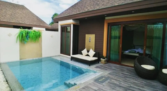 Вилла с балконом Triple Tree Beach Resort