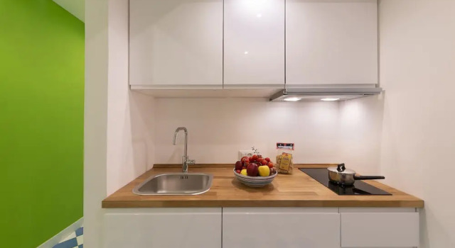 Апартаменты Luxury Four Bedroom Home