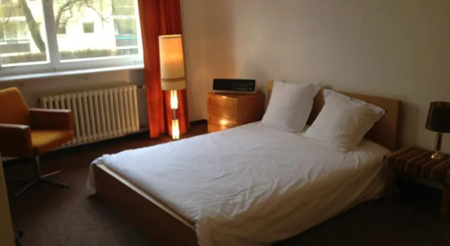 Appartment am Viktoria Park, Book Hotel Berlin Germany, near Platz der Luftbrücke