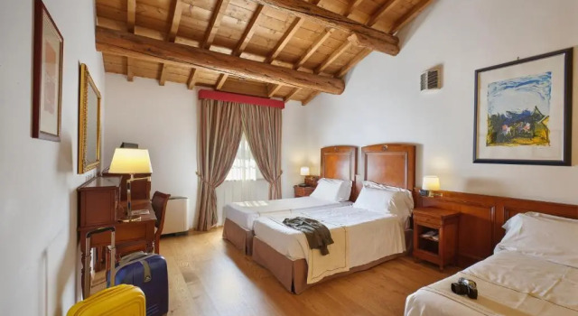 Трёхместный номер Standard Hotel Villa Malaspina