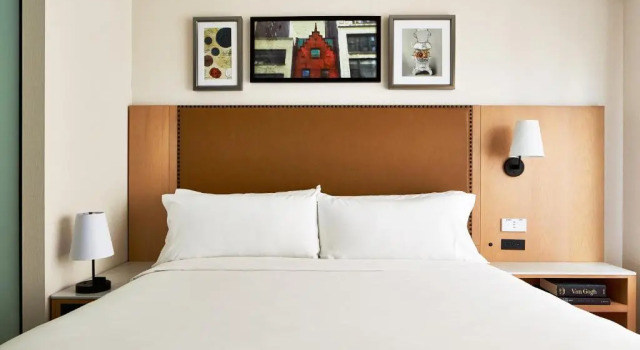 Номер Standard Hotel Indigo NYC Financial District by IHG