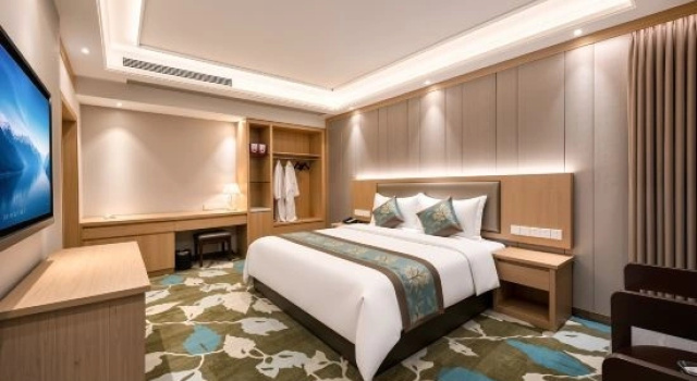 Business suite cu vedere la curte National Hotel