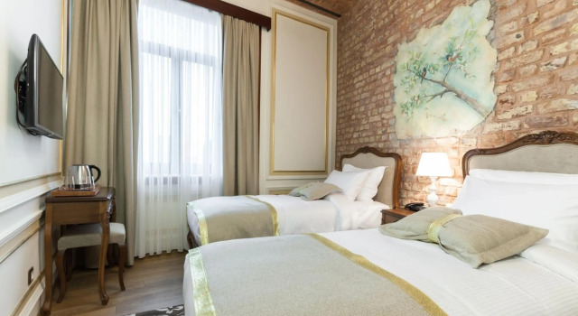 Hotel Pera Parma