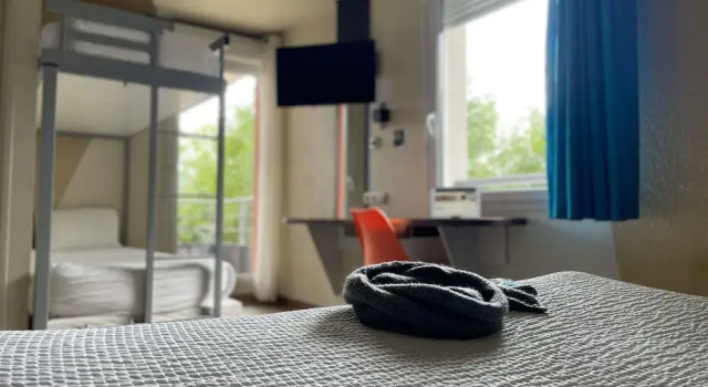 Семейный номер Standard с балконом Ibis Styles Toulouse Blagnac Aéroport