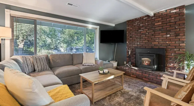 Коттедж Park Place 3 Bedroom Home
