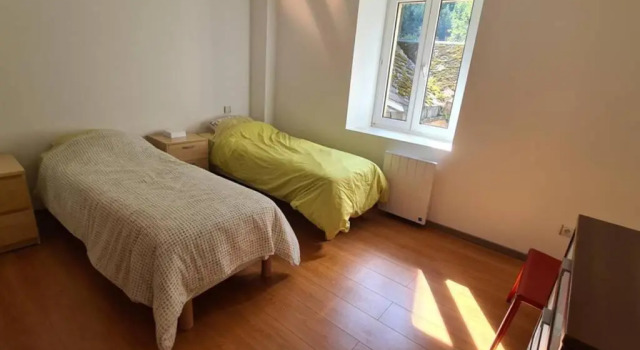 le bonheur est parfois cache dans l'inconnu II Le bonhomme, Book Apartment  