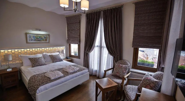 Двухместный номер Standard с балконом Arart Hotel