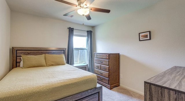 Коттедж 12 Mi to Beach: Texas Gulf Coast Home w/ Fire Pit