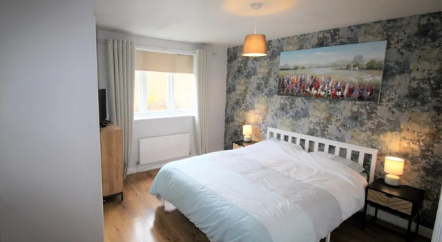 3 Bed Detached - 3 Bathrooms - Parking - Quiet, Book Vacation Home Doncaster South Yorkshire