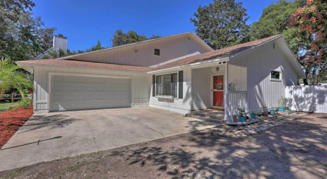 'An Acre Paradise' Home w/ Hot Tub in St Augustine