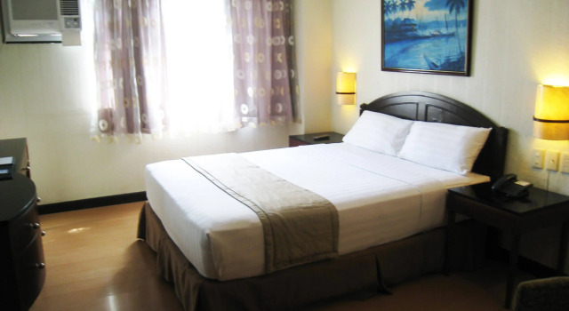 Fersal Hotel Neptune Makati