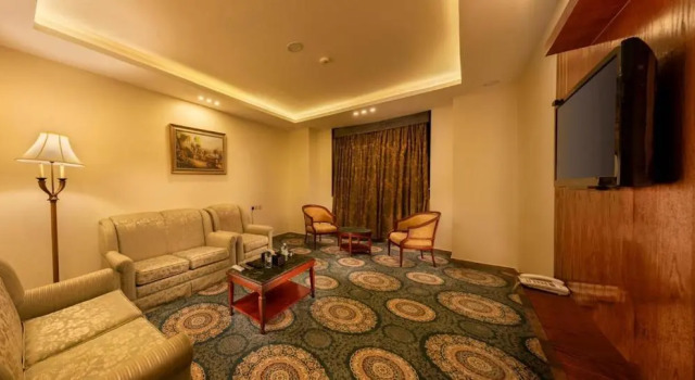 كيان الين -Kayan Alin -الخالدية سويت سابقا- Khaldiyah Suite, Забронировать Отель Абха Асир, рядом с Agrab Market
