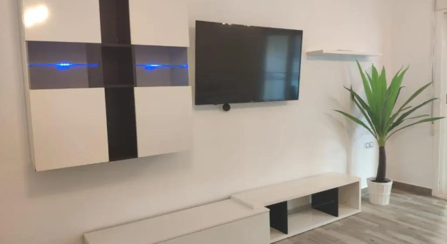 Piso recien reformado a menos de 50m de la playa