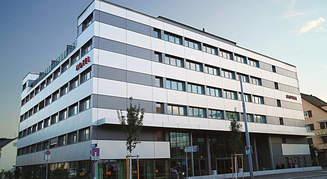 Двухместный номер Superior Moxy Zurich