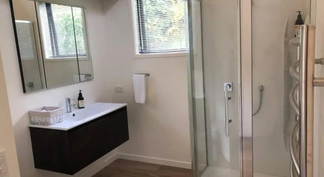 Queenstown Townhouse - Fabulous Alpine Views, Забронировать Отель Куинстаун 
