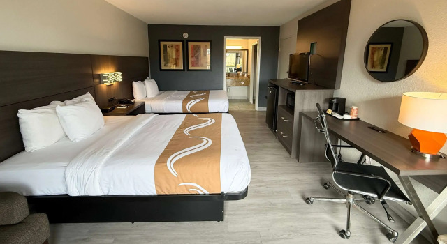 Четырёхместный номер Standard Quality Inn & Suites Baton Rouge West – Port Allen