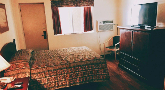 Hi Valley Motor Inn, Book Inn Valleyview Northern Alberta