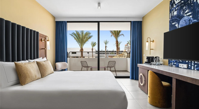 Двухместный номер Deluxe с частичным видом на океан The Rif At Mangrove Beach Corendon Curacao All-Inclusive, Curio by Hilton