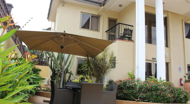Двухместный полулюкс Oak Plaza Hotels East Airport