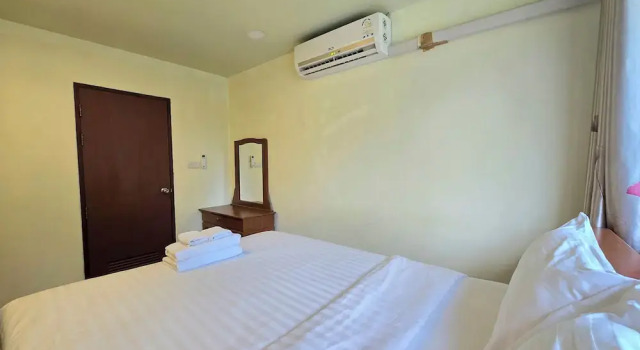 Вилла с 4 комнатами Krabi Green Hill Pool Villas