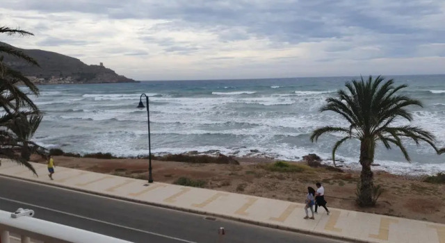 Апартаменты Apartamento en primera linea de mar.