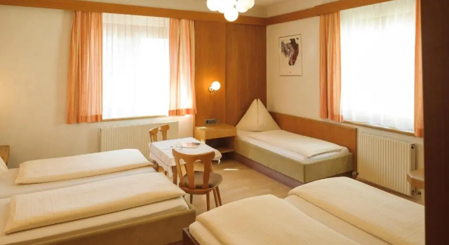 Пятиместный номер Standard Hotel Tautermann