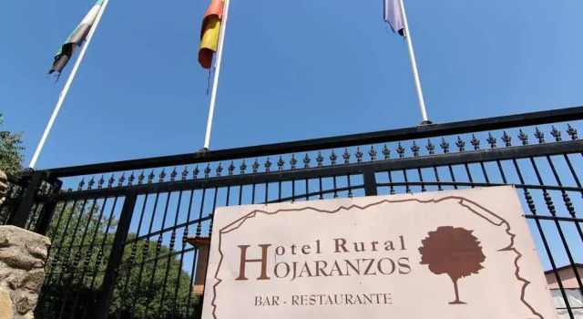 Hotel Rural Hojaranzos