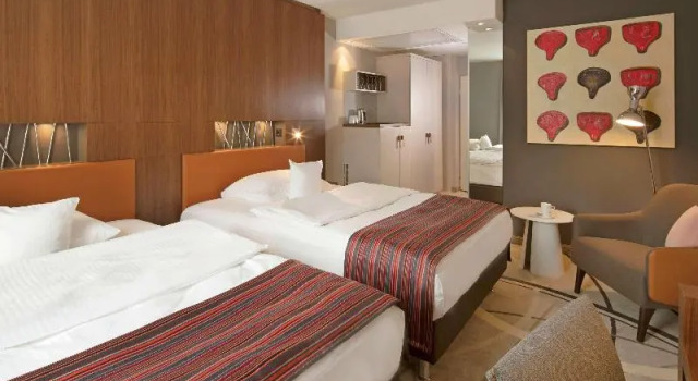 Четырёхместный номер Standard Mövenpick Hotel Münster am Aasee
