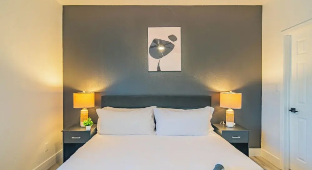 Апартаменты Business ROVE LIVING/KL - Hideaway North Scottsdale