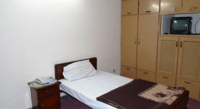 Трёхместный номер Standard Hotel Faran