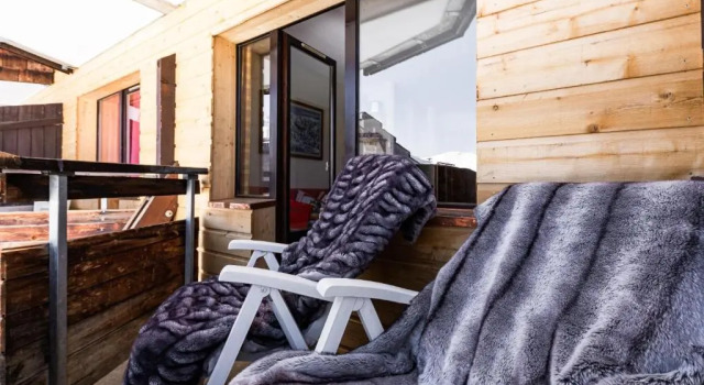 Stylish modern apartment for 4 by Avoriaz Chalets