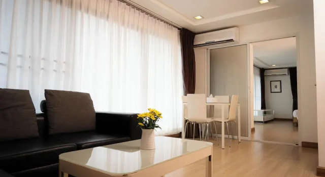 Люкс Executive c 1 комнатой с балконом Baan K Residence