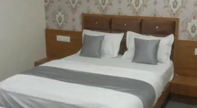 Hotel S G, Vadodara, Rezerwuj Hotel Hotele w Gujarat ze śniadaniem, Śniadanie