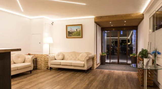 Номер Standard Hotel Beau Rivage