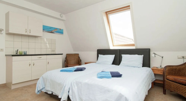 Spacious Villa in Akersloot North Holland with Sauna, Забронировать Вилла Отели Норда 3 звезды, 3*