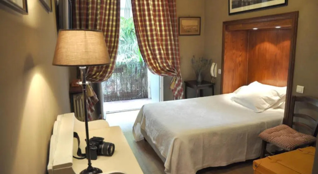 Номер Standard Hotel Central Bastia
